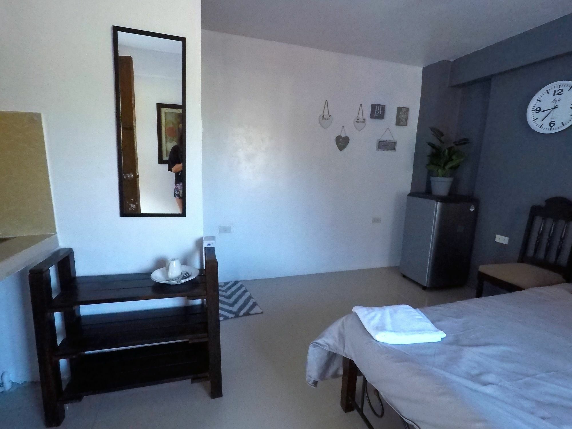 Lalyn'S Room In Кесон-Сити Экстерьер фото