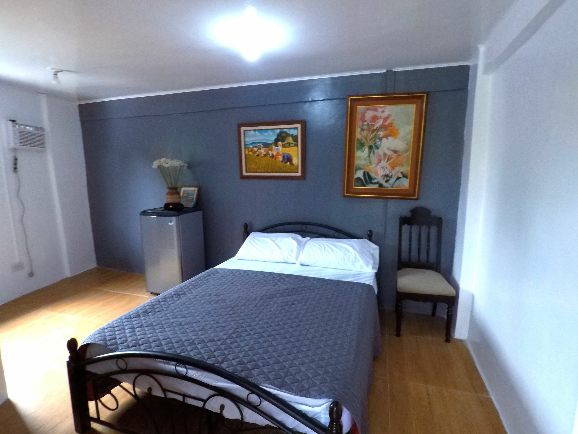 Lalyn'S Room In Кесон-Сити Экстерьер фото